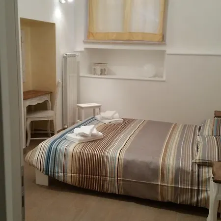 Panzió La Casetta Di Ely Róma