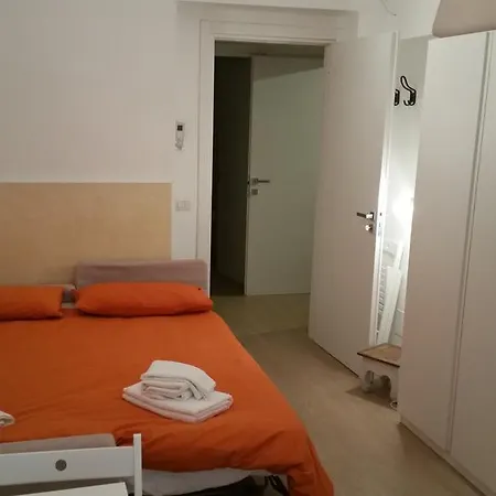 La Casetta Di Ely Panzió