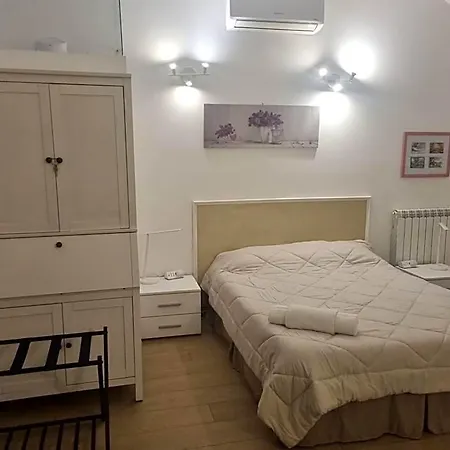 La Casetta Di Ely Bed & Breakfast