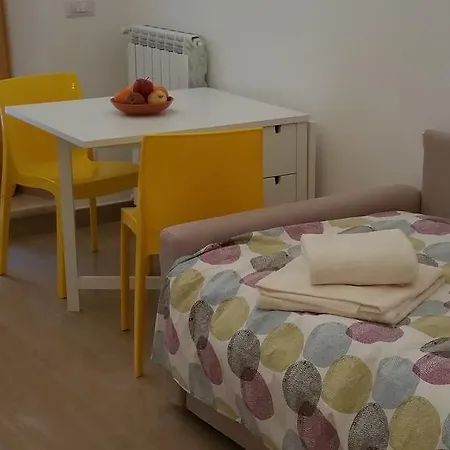 לינה וארוחת בוקר La Casetta Di Ely רומא