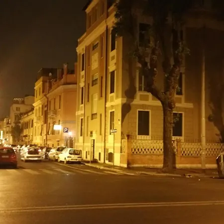 La Casetta Di Ely לינה וארוחת בוקר